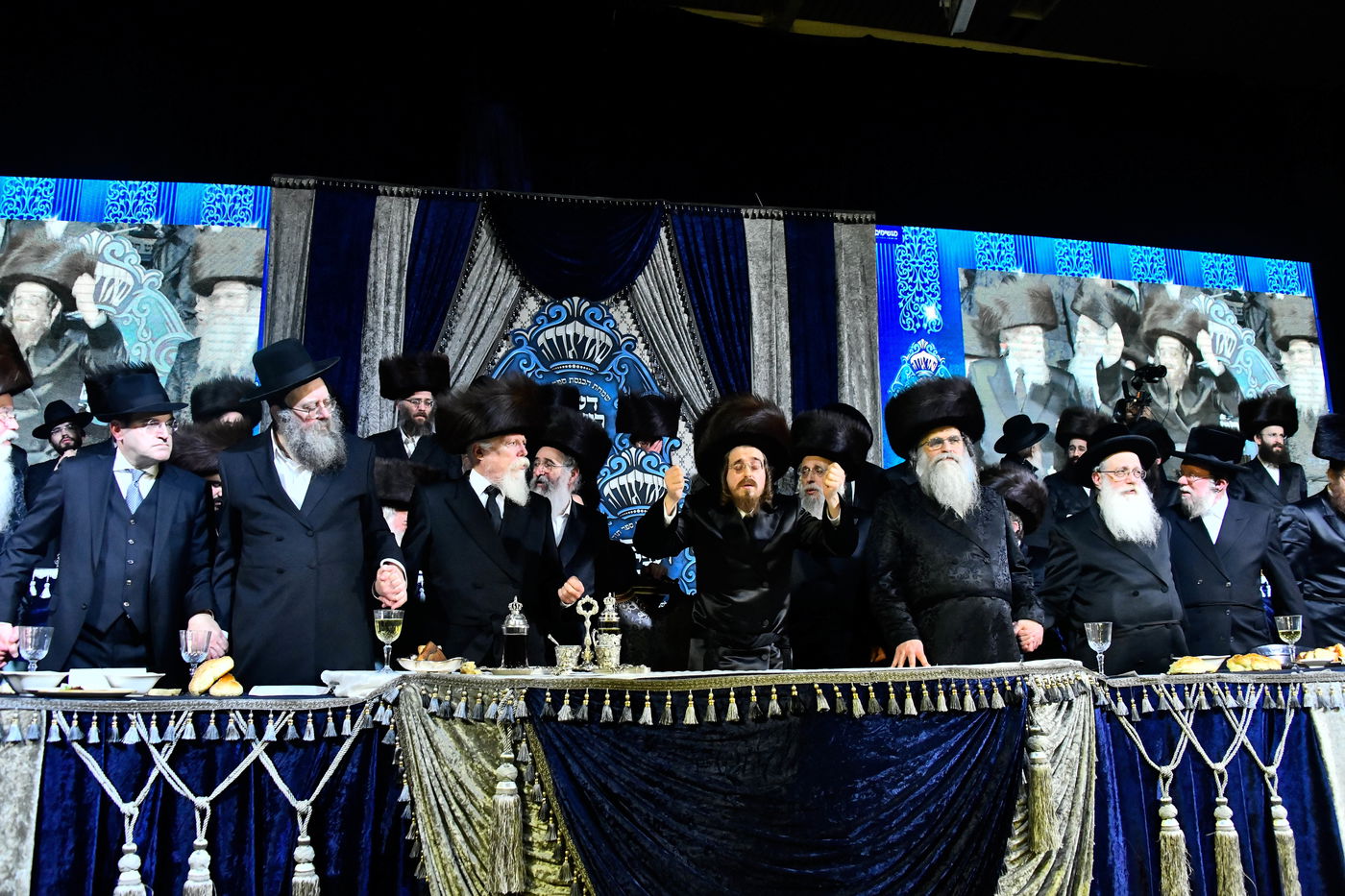 הכנסת ספר תורה בחצה"ק סאדיגורה