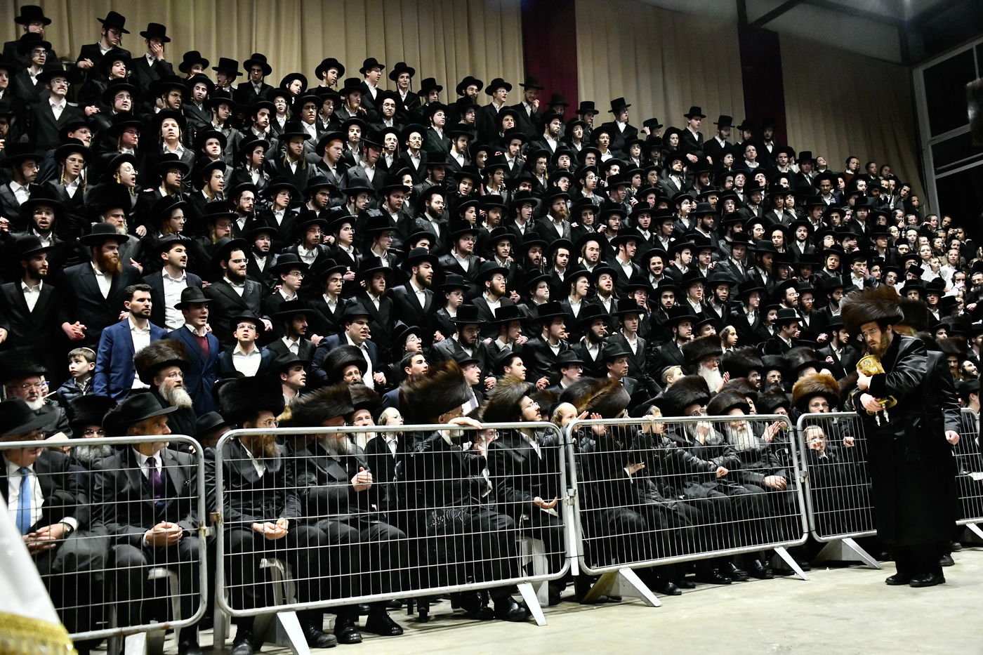 הכנסת ספר תורה בחצה"ק סאדיגורה