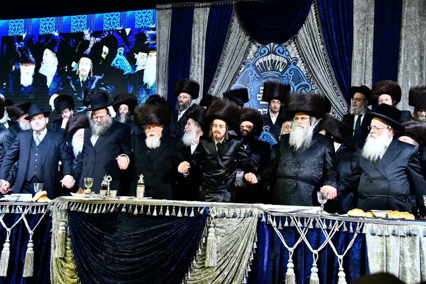 הכנסת ספר תורה בחצה"ק סאדיגורה