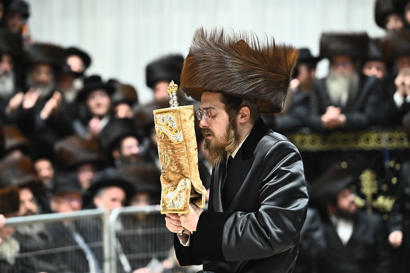 הכנסת ספר תורה בחצה"ק סאדיגורה