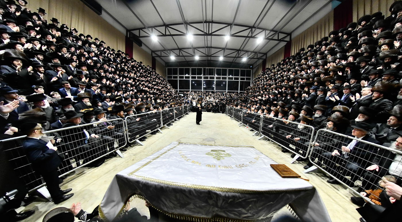 הכנסת ספר תורה בחצה"ק סאדיגורה