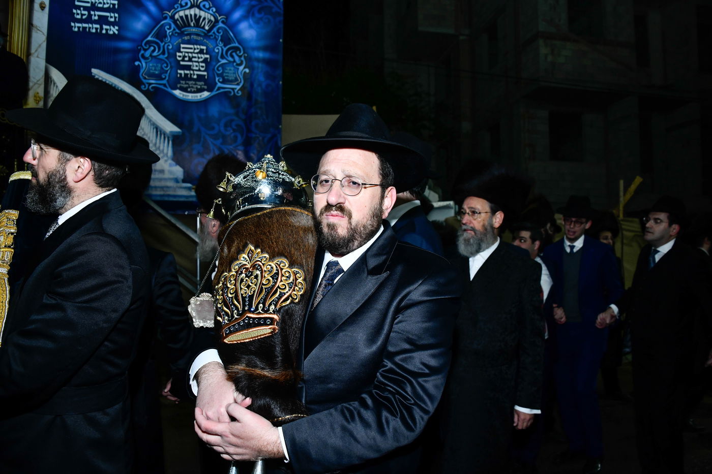 הכנסת ספר תורה בחצה"ק סאדיגורה