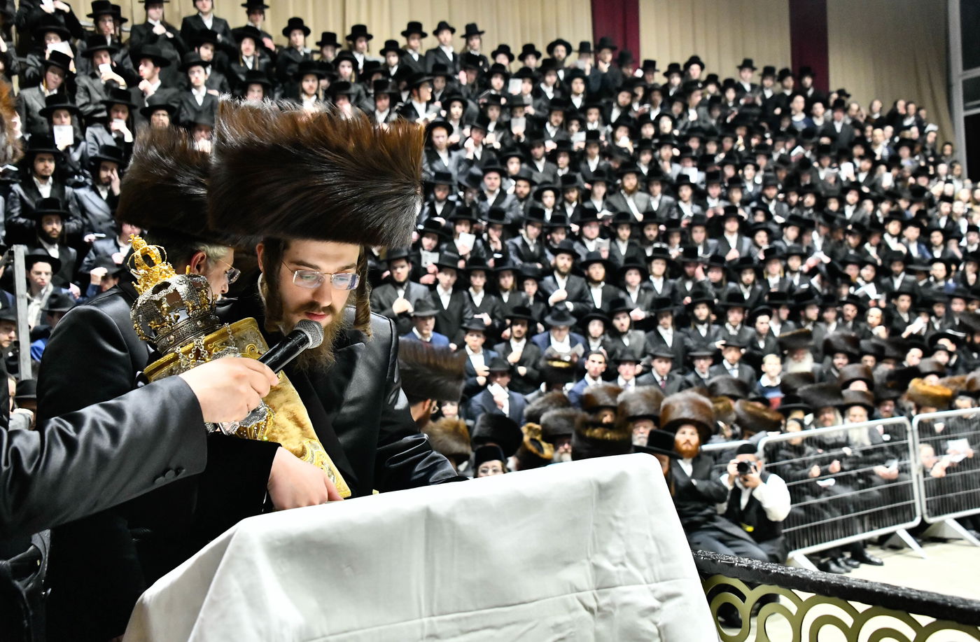 הכנסת ספר תורה בחצה"ק סאדיגורה