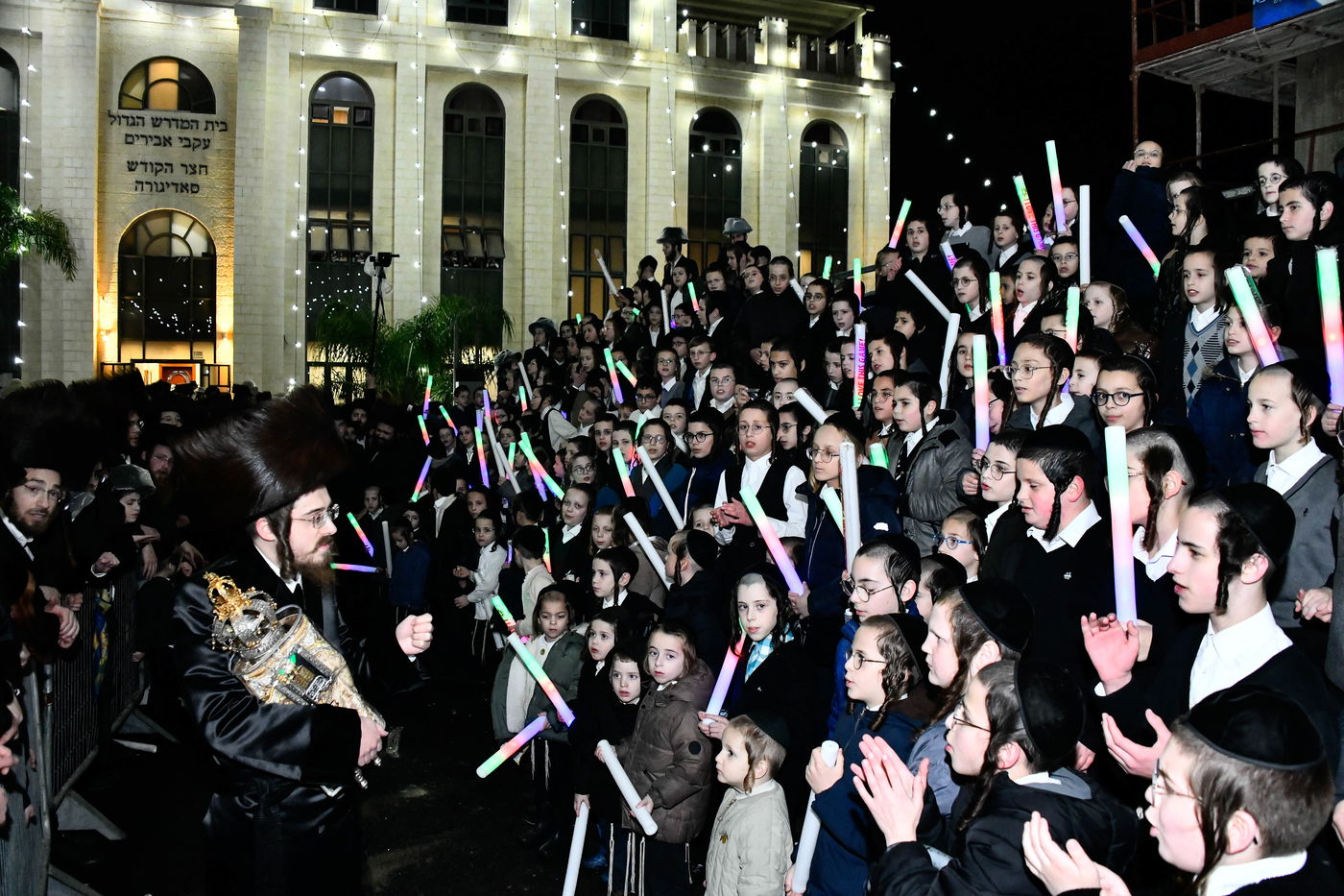 הכנסת ספר תורה בחצה"ק סאדיגורה