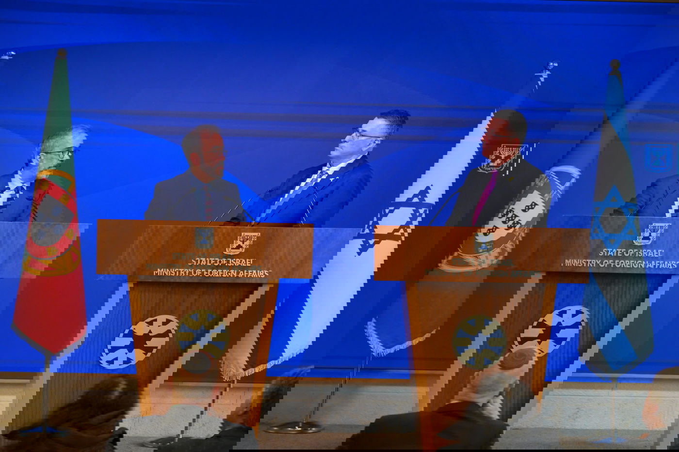 פאולו רנג׳ל עם גדעון סער במסיבת עיתונאים בישראל