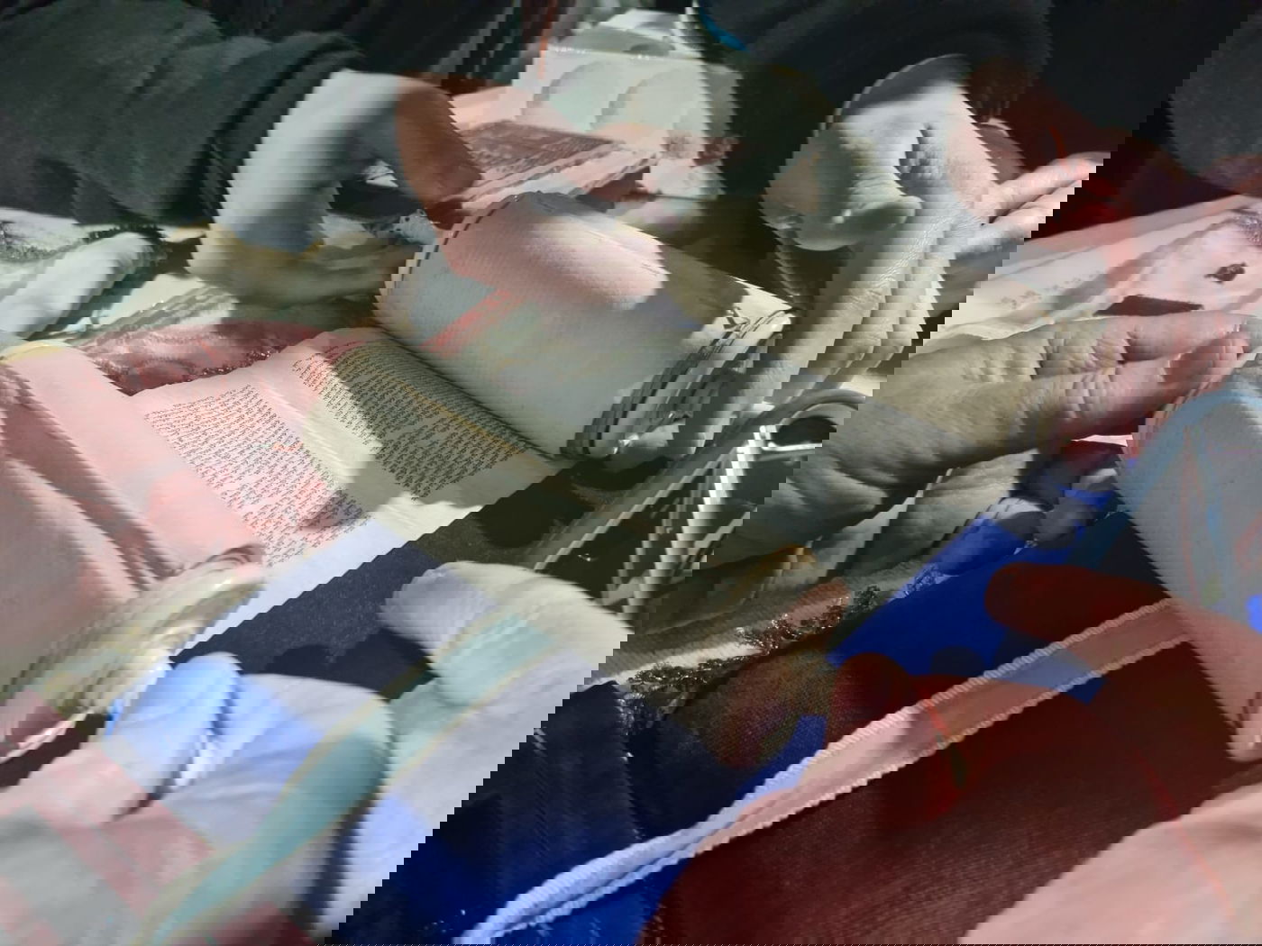 18 ס"מ גובה: כך נראה ספר התורה המיניאטורי בבית הנשיא