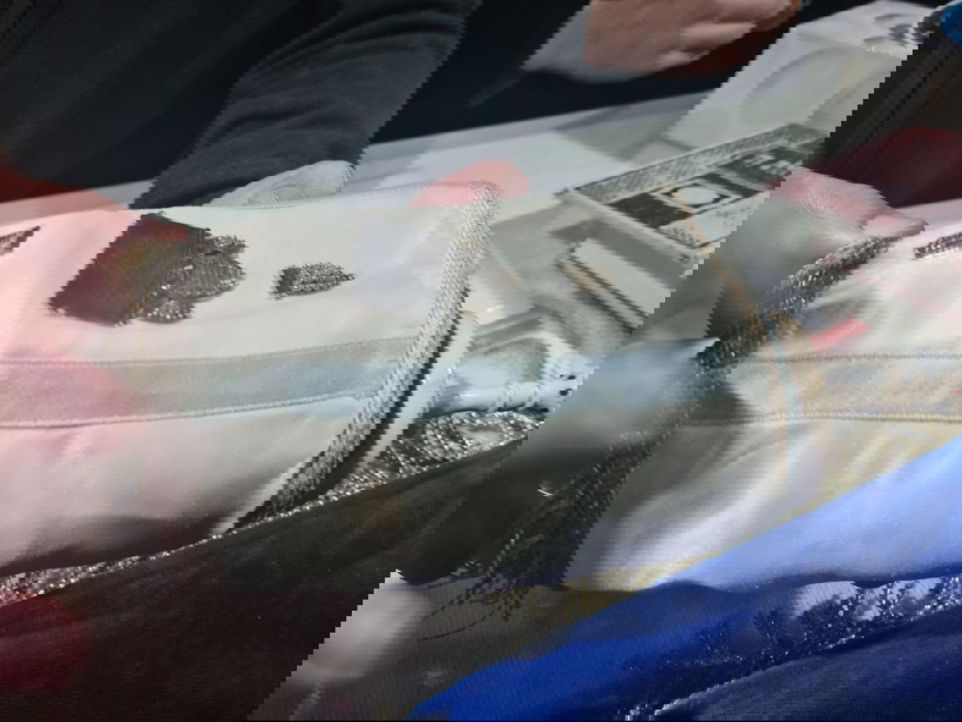 18 ס"מ גובה: כך נראה ספר התורה המיניאטורי בבית הנשיא