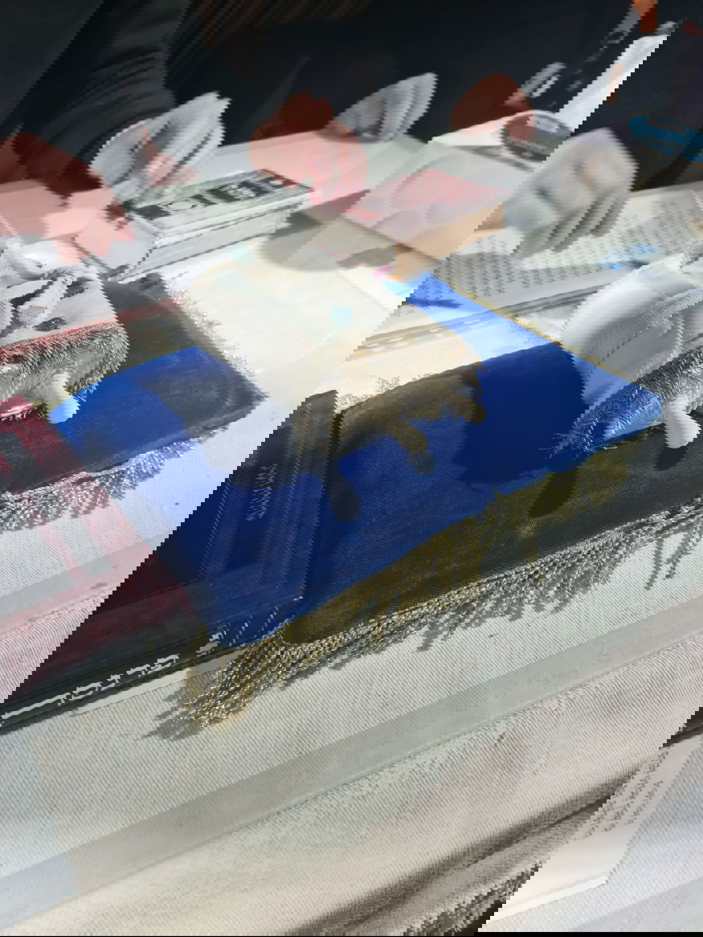 18 ס"מ גובה: כך נראה ספר התורה המיניאטורי בבית הנשיא