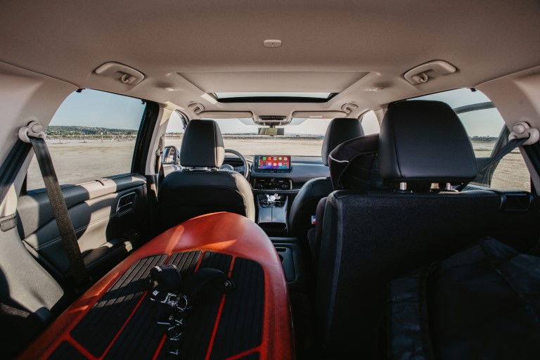 היא כוללת מערך מקיף של מערכות בטיחות שונות.