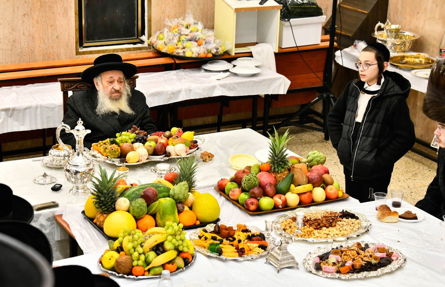 ט"ו בשבט בחצה"ק דעעש
