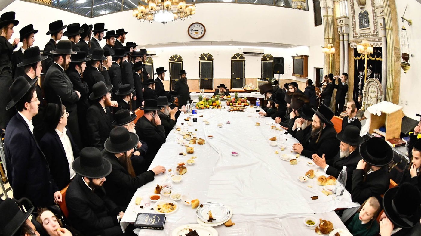 ט"ו בשבט בחצה"ק דעעש 