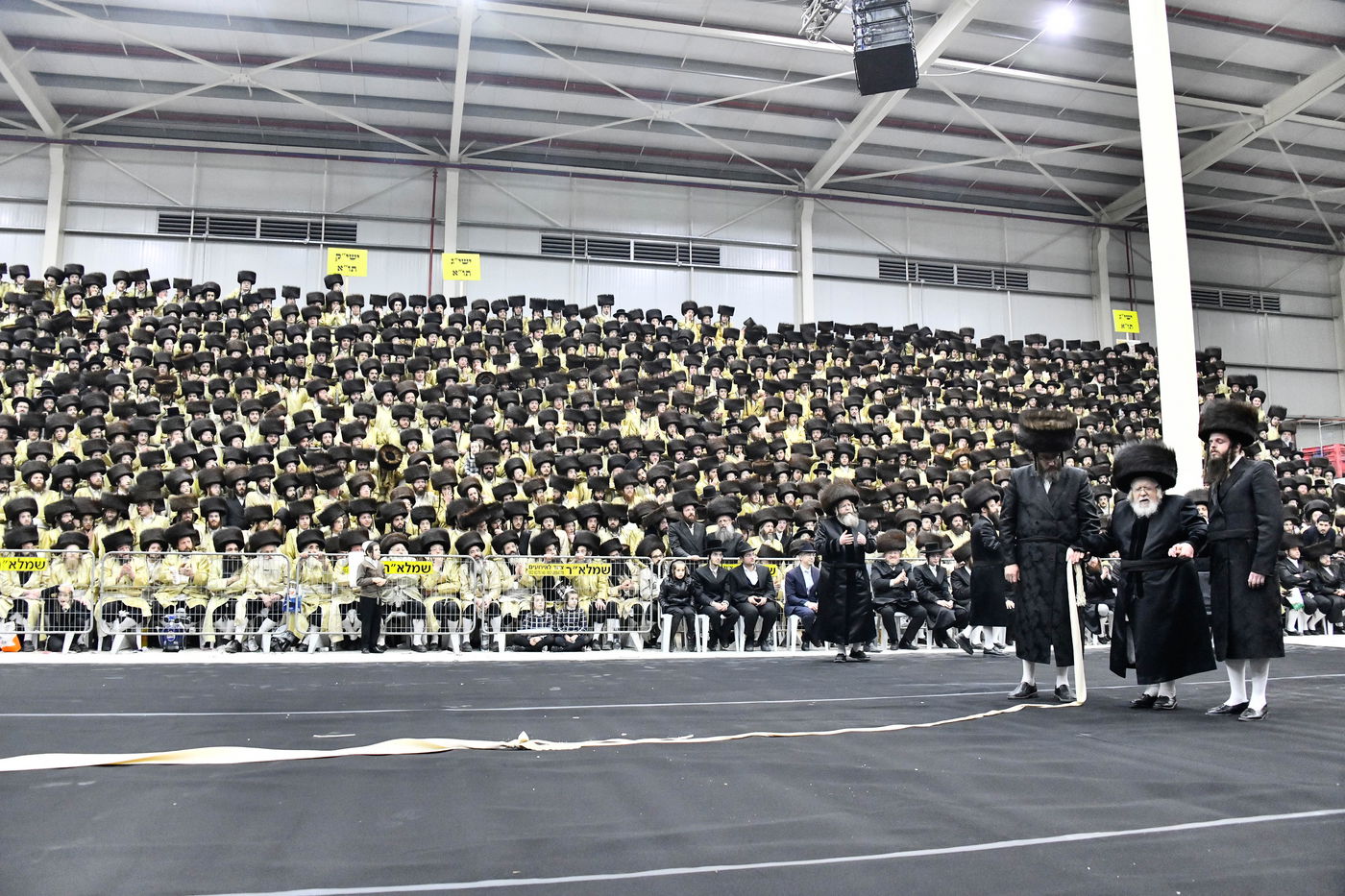 שמחת בית קרעטשניף - תולדות אהרן - קאסוב ויז'ניץ