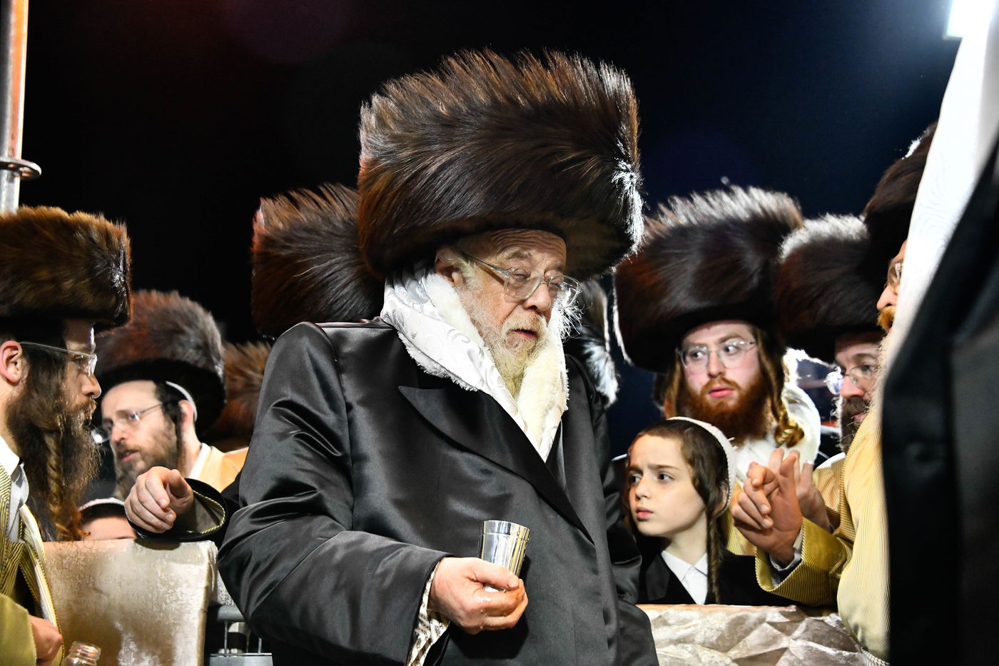 שמחת בית קרעטשניף - תולדות אהרן - קאסוב ויז'ניץ