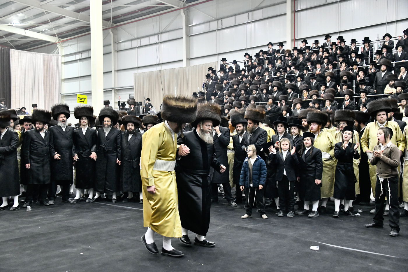 שמחת בית קרעטשניף - תולדות אהרן - קאסוב ויז'ניץ