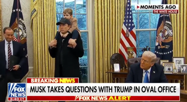 טראמפ עם מאסק בבית הלבן