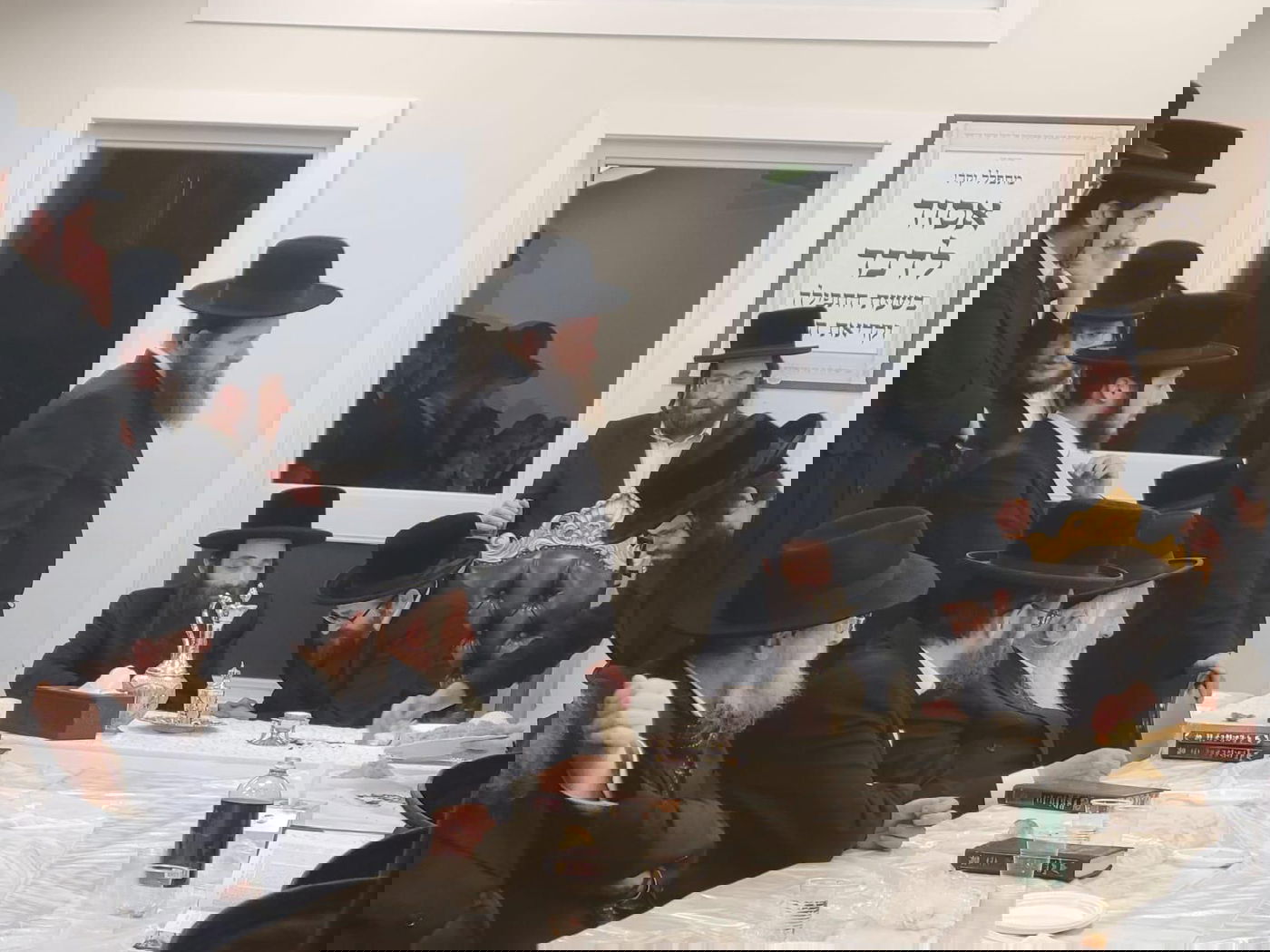 האדמו"ר מרחמסטריווקא אוק ענד ויין בטיש ט"ו בשבט