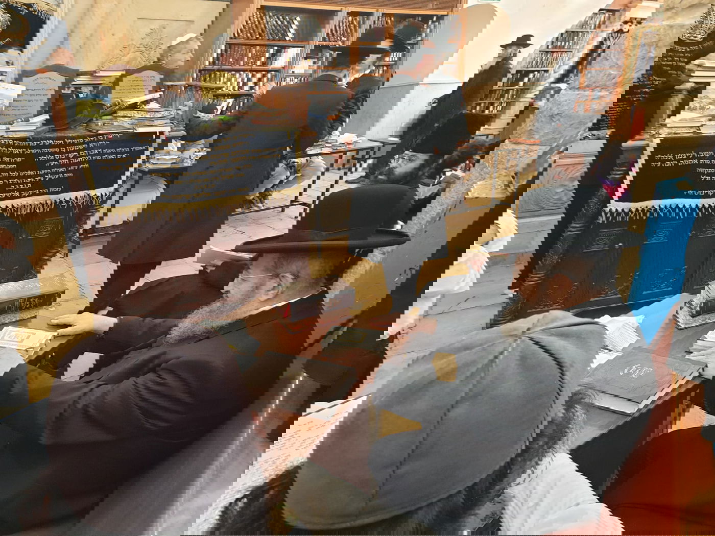 הגר"מ בן שמעון במירון