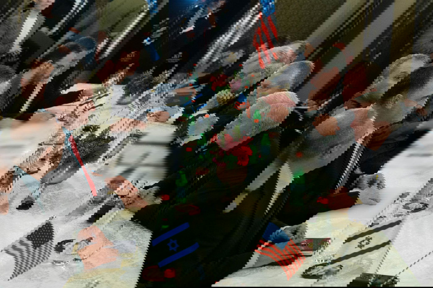 כץ עם משלחת הסנאטורים מארה"ב