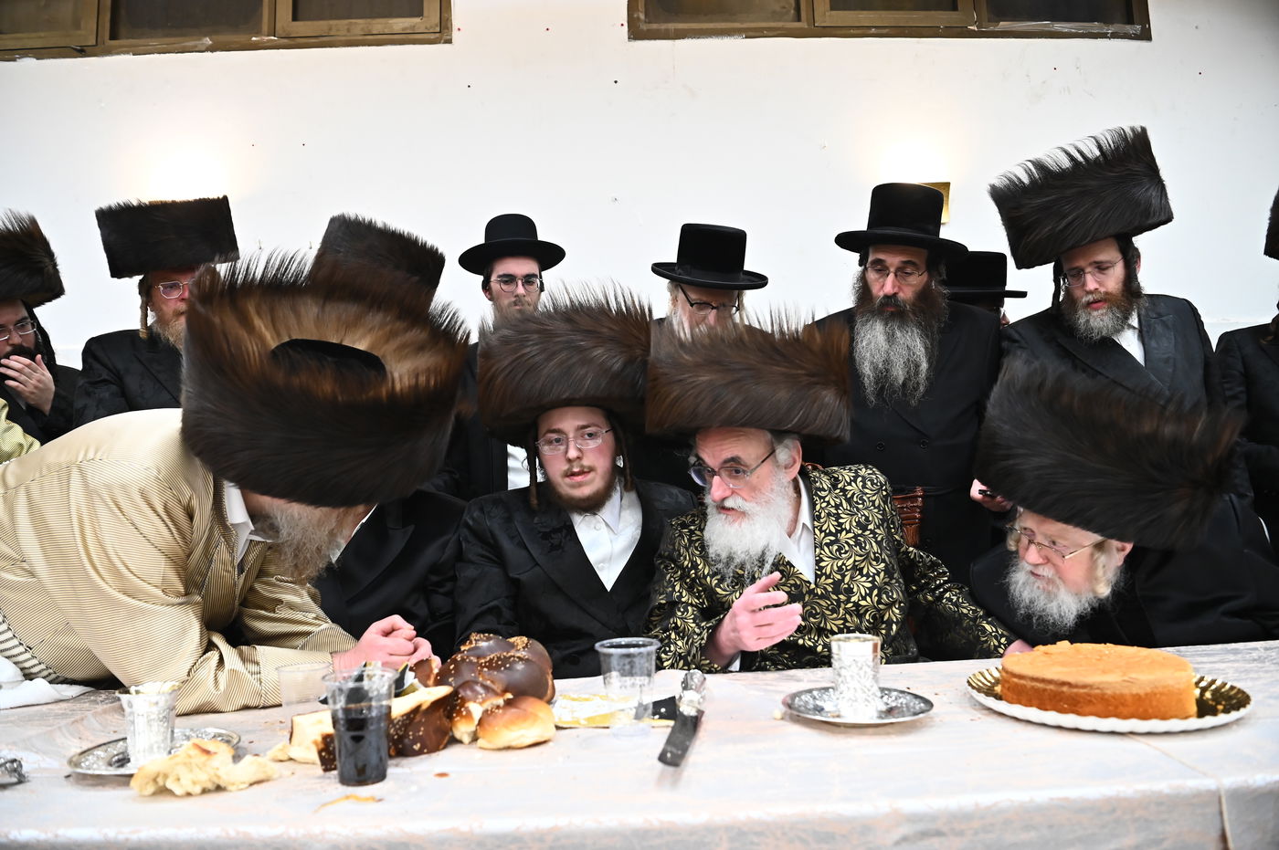 שמחת השבע ברכות בחצה"ק קרעטשניף - תולדות אהרן - קאסוב ויז'ניץ