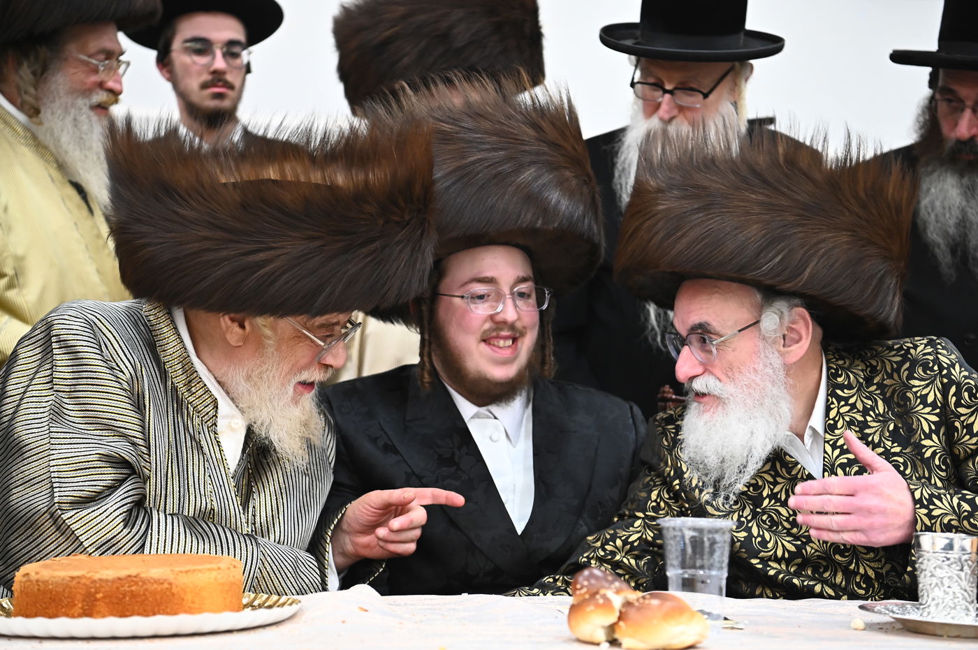 שמחת השבע ברכות בחצה"ק קרעטשניף - תולדות אהרן - קאסוב ויז'ניץ