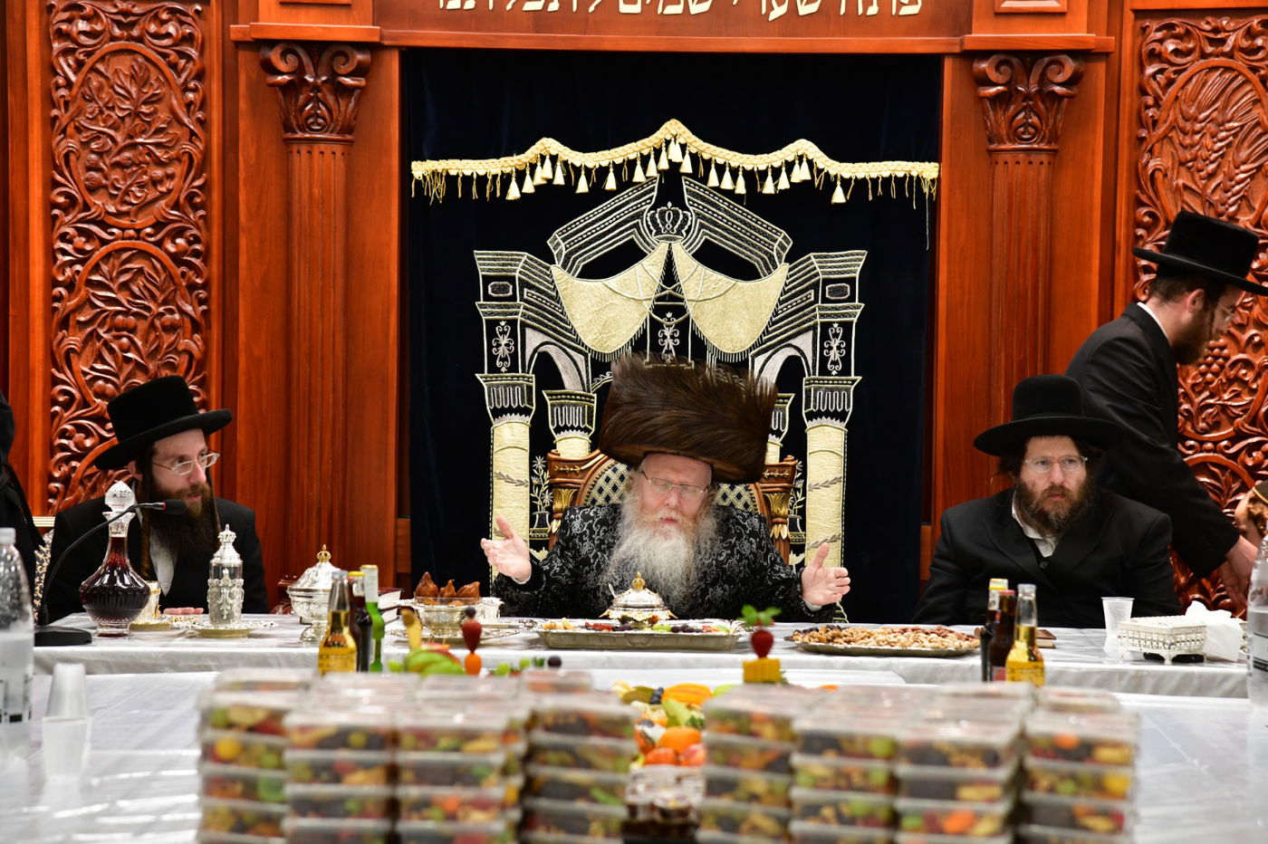 ט"ו בשבט בחצה"ק קרעטשניף קרית גת