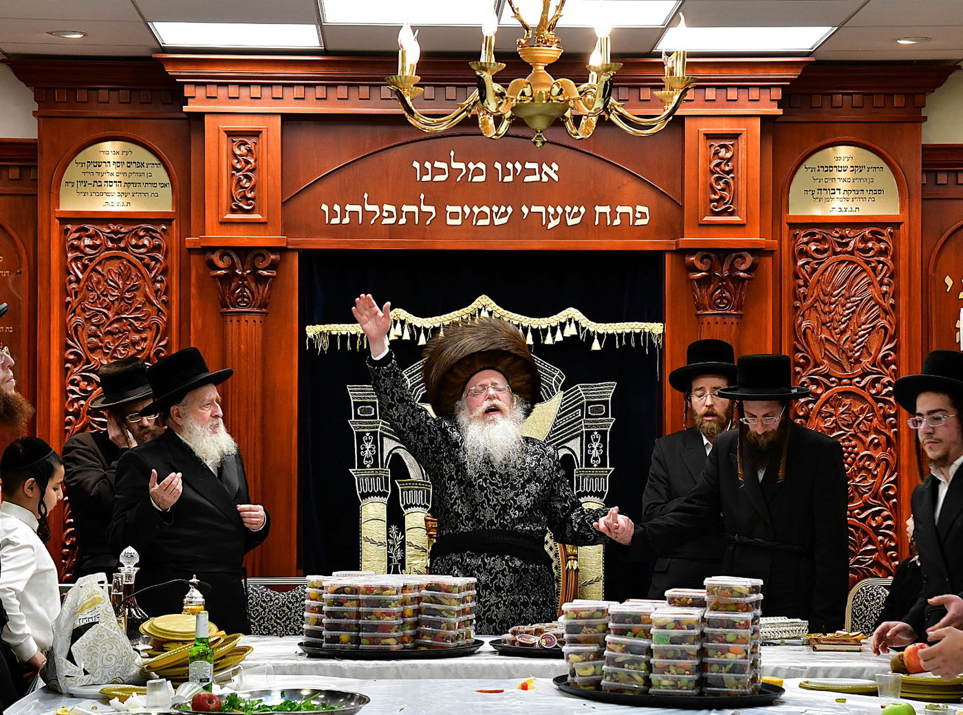 ט"ו בשבט בחצה"ק קרעטשניף קרית גת