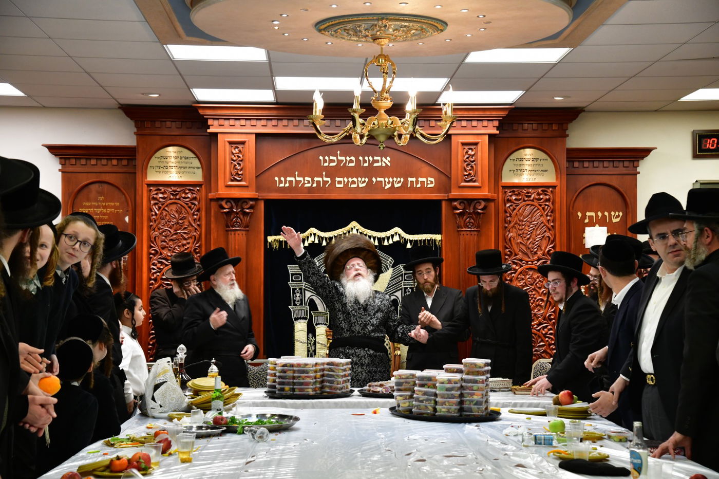 ט"ו בשבט בחצה"ק קרעטשניף קרית גת