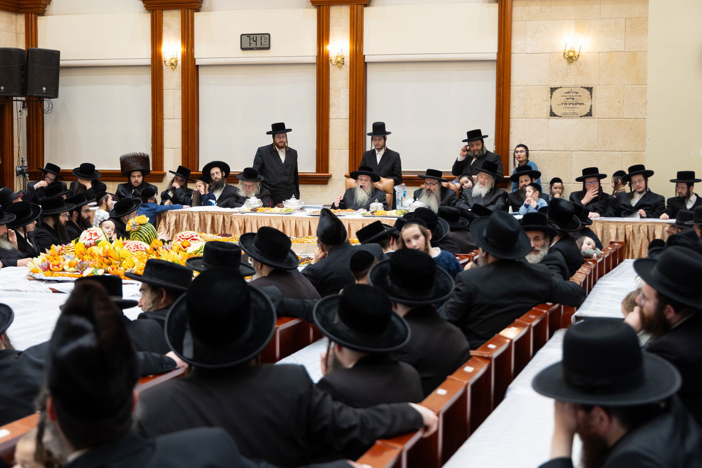 ט"ו בשבט בחצה"ק טאהש