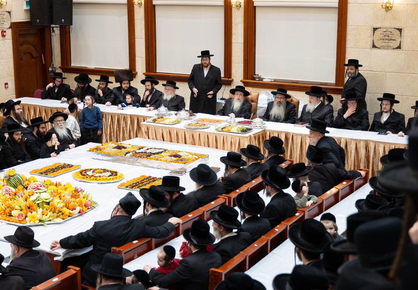 ט"ו בשבט בחצה"ק טאהש