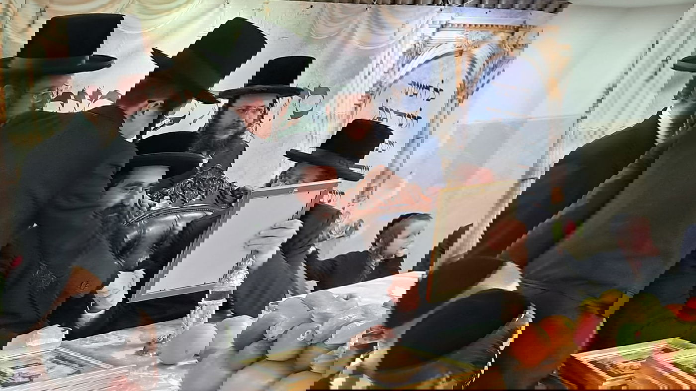 ט"ו בשבט בחצה"ק קאליב