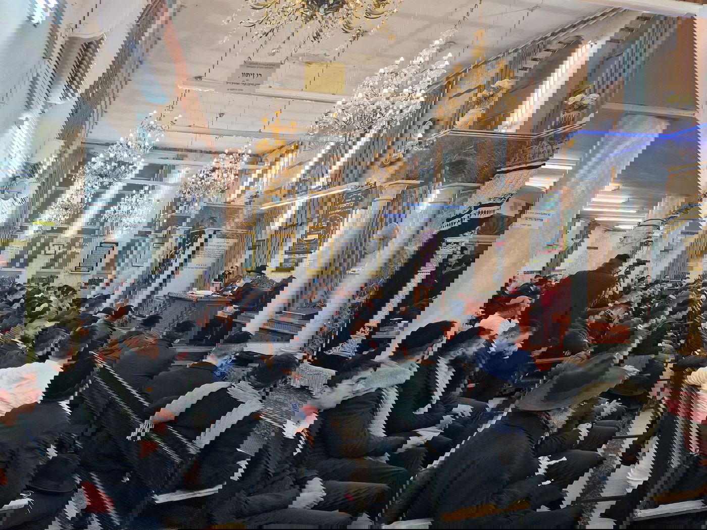 הגאון רבי זמיר כהן במסירת שיעור במוסאיוף