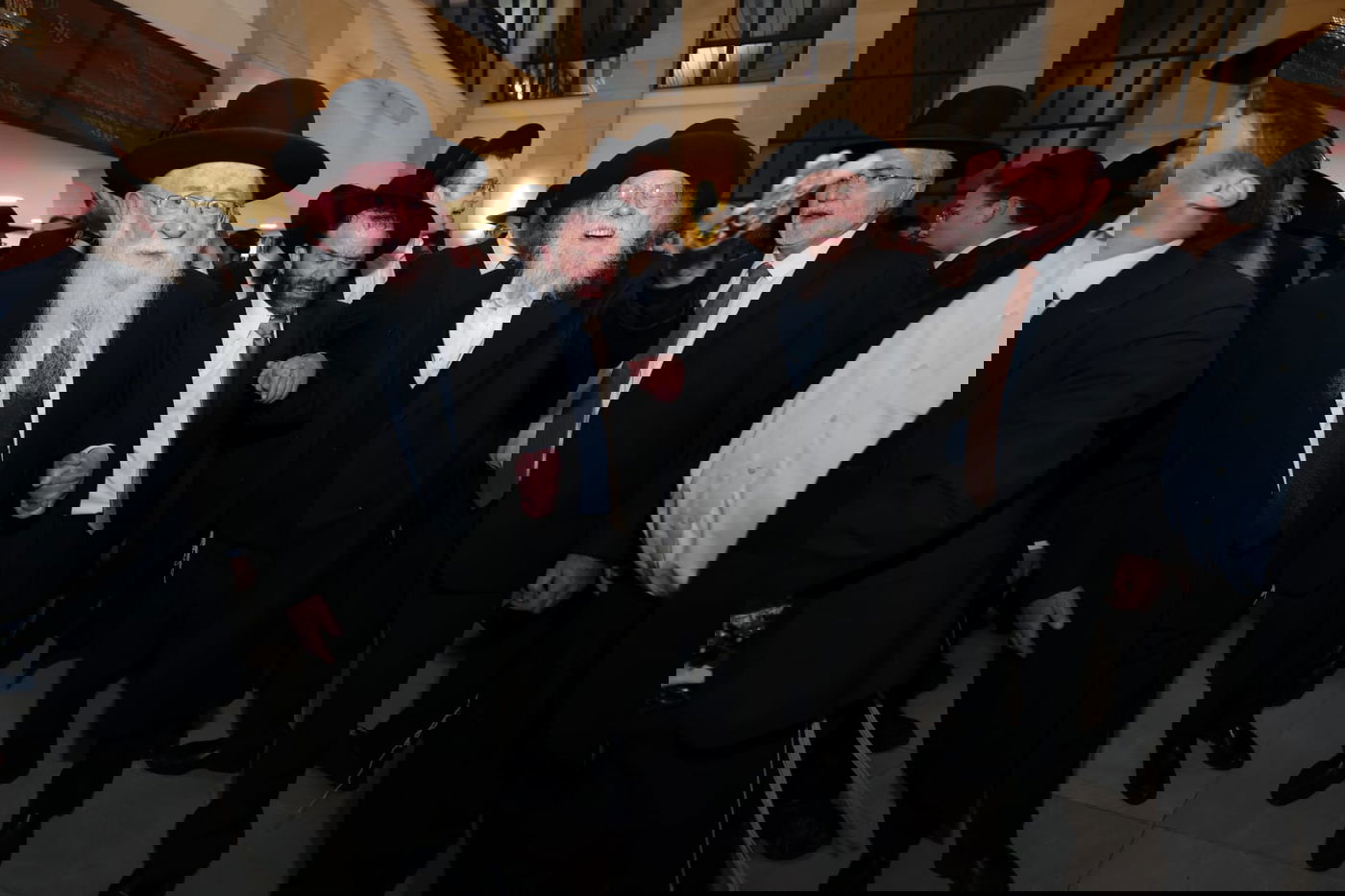 הכנסת ספר תורה לישיבת 'אור ישראל'