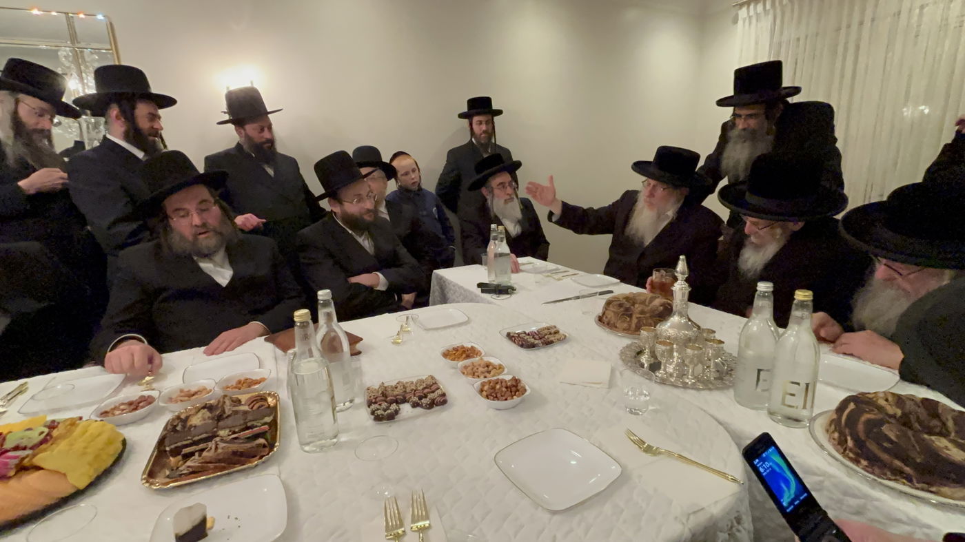 האדמו"ר מסלאנים עם נגידי סאטמר בארה"ב