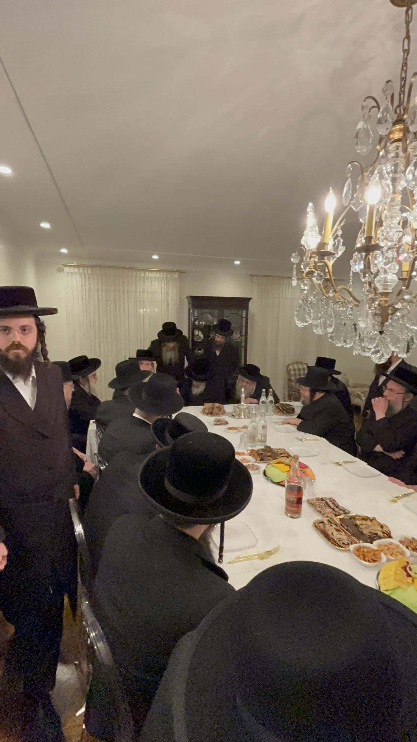 האדמו"ר מסלאנים עם נגידי סאטמר בארה"ב