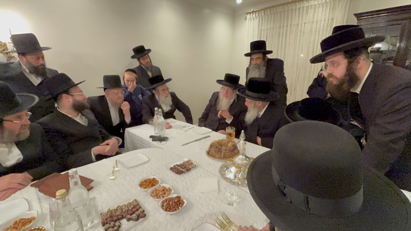 האדמו"ר מסלאנים עם נגידי סאטמר בארה"ב