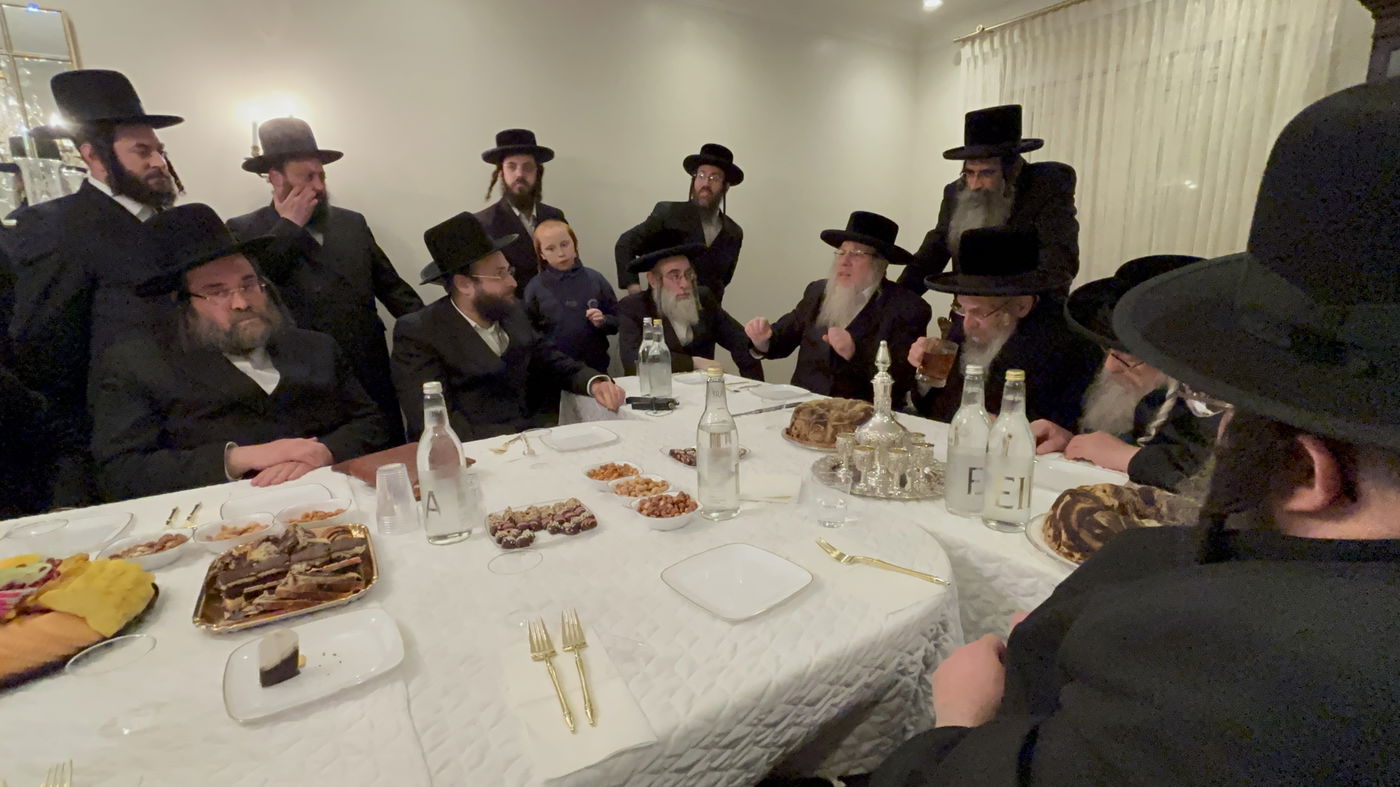 האדמו"ר מסלאנים עם נגידי סאטמר בארה"ב