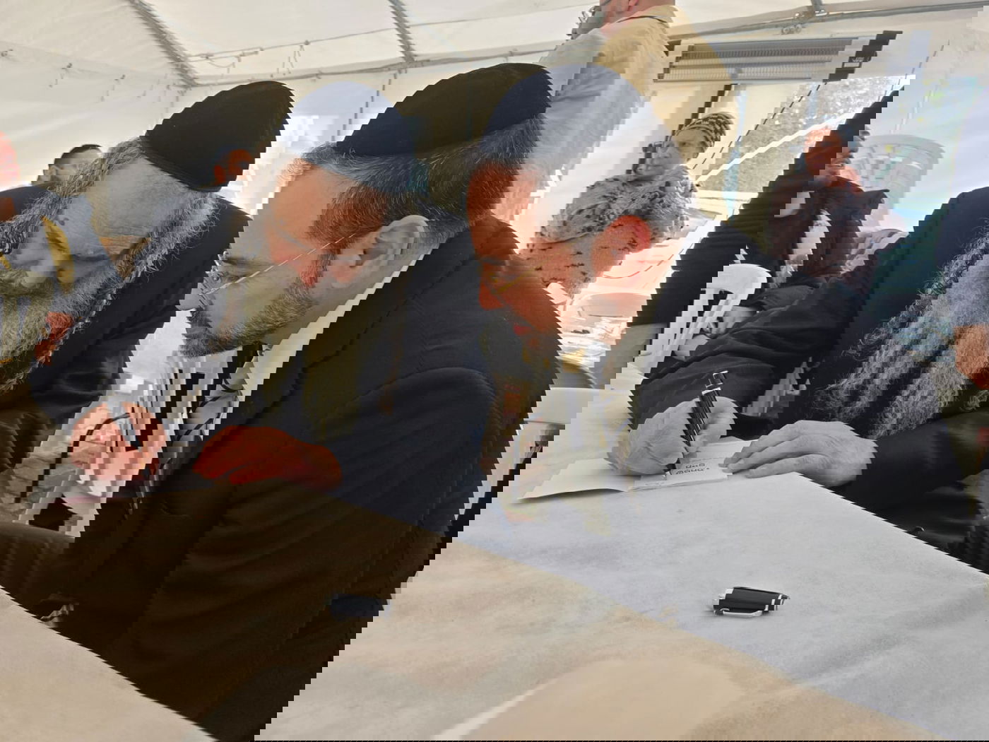 ניחום אבלים אצל הגאון רבי שלום ארוש