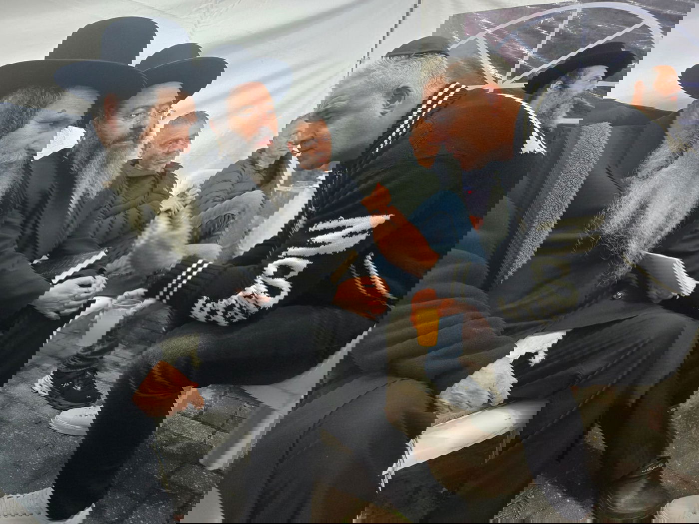 ניחום אבלים אצל הגאון רבי שלום ארוש