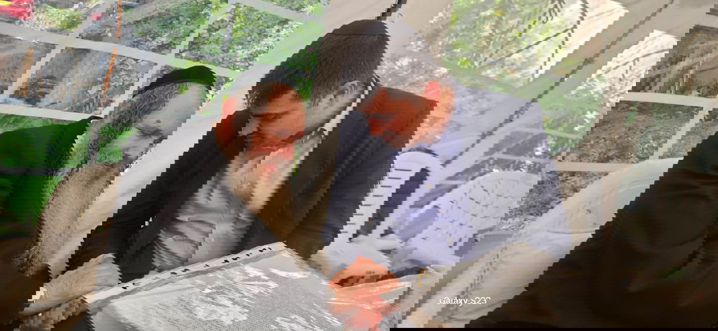 ניחום אבלים אצל הגאון רבי שלום ארוש