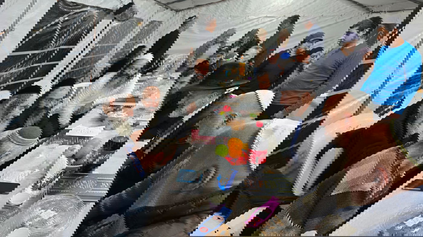 ניחום אבלים אצל הגאון רבי שלום ארוש