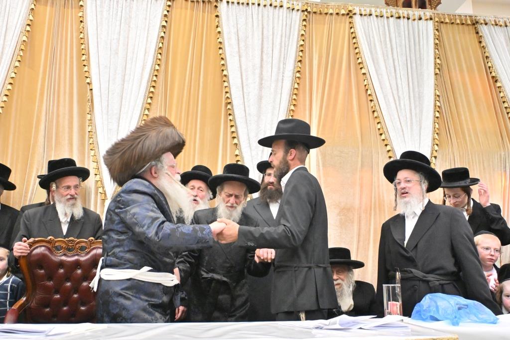 טיש ט"ו בשבט, ומעמד פדיון 'פטר חמור' בנדבורנה ירושלים 