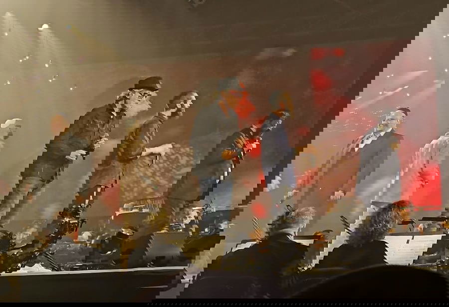 בני פרידמן, שמואל, ברי סחרוף, אברהם טל ויצחק מאיר הלפגוט במופע