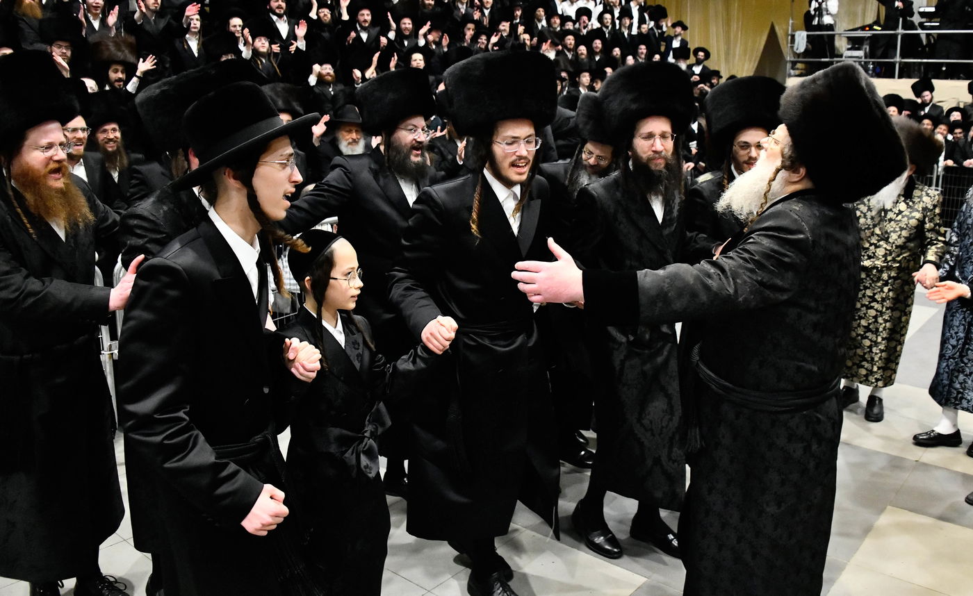 שמחת בית מודז'יץ - צאנז ירושלים - האלמין