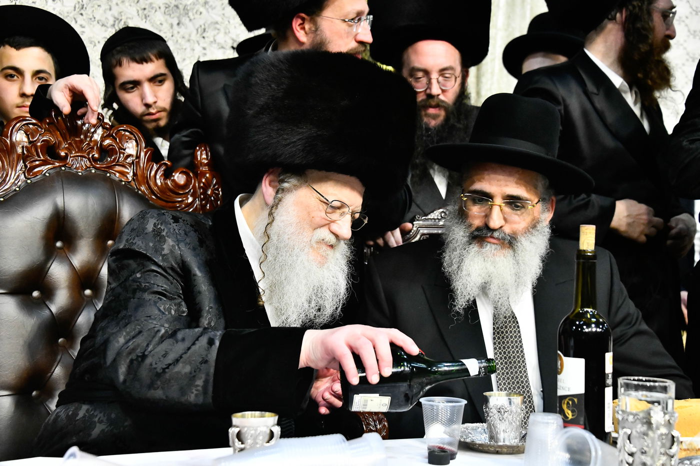 שמחת בית מודז'יץ - צאנז ירושלים - האלמין