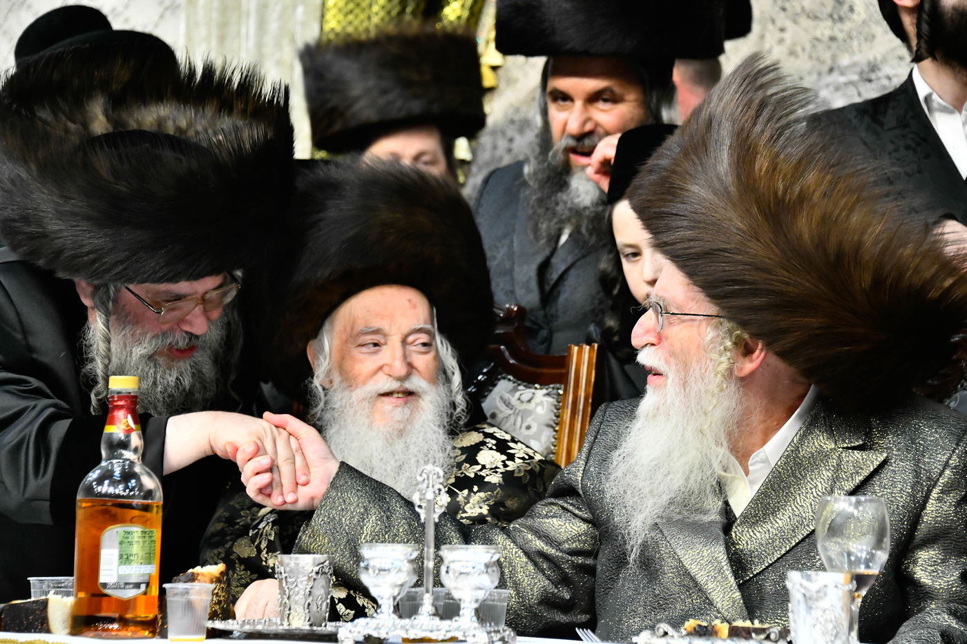 שמחת בית מודז'יץ - צאנז ירושלים - האלמין