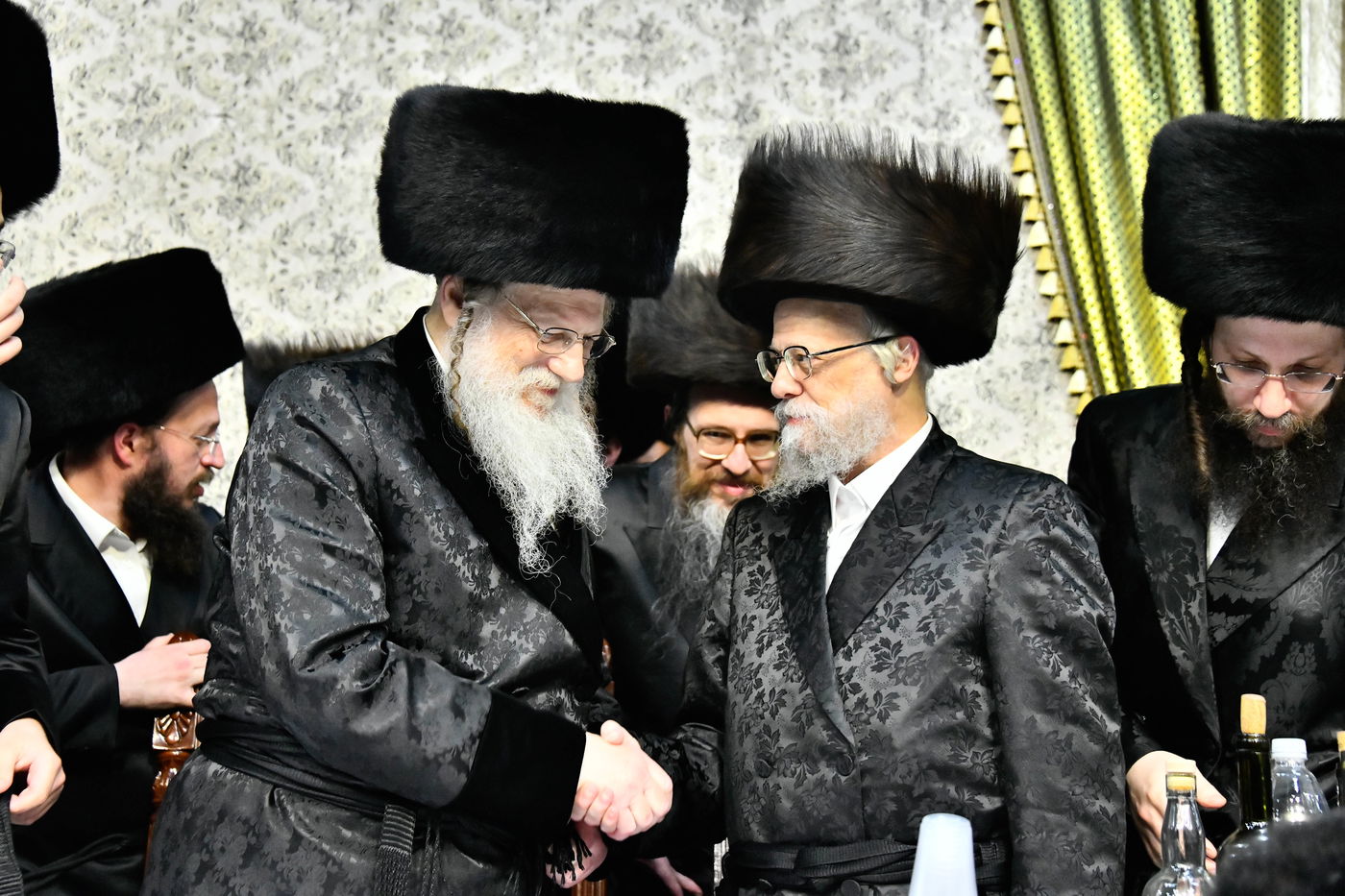 שמחת בית מודז'יץ - צאנז ירושלים - האלמין