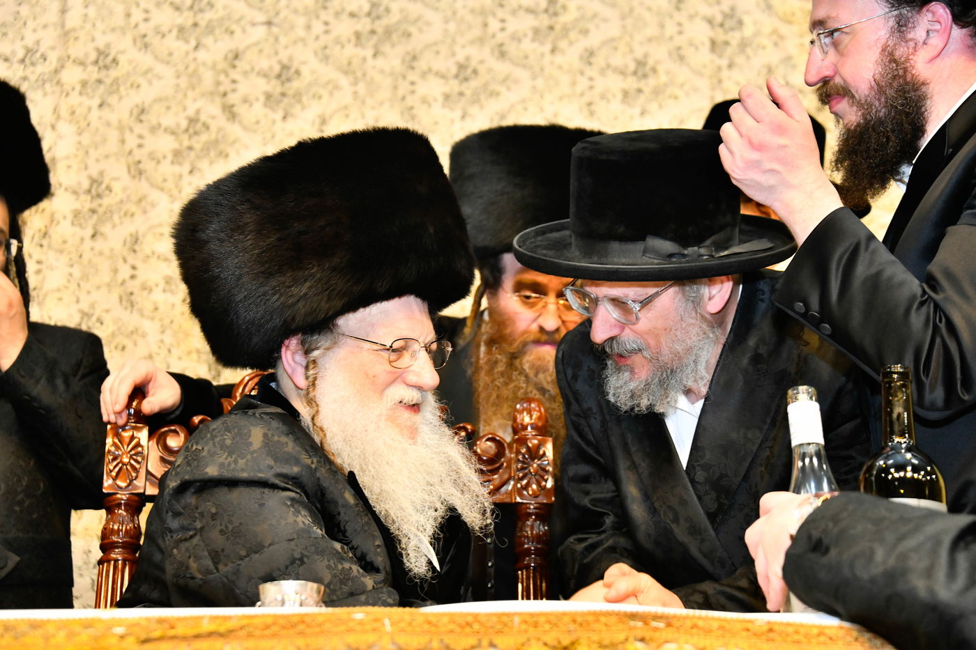 שמחת בית מודז'יץ - צאנז ירושלים - האלמין