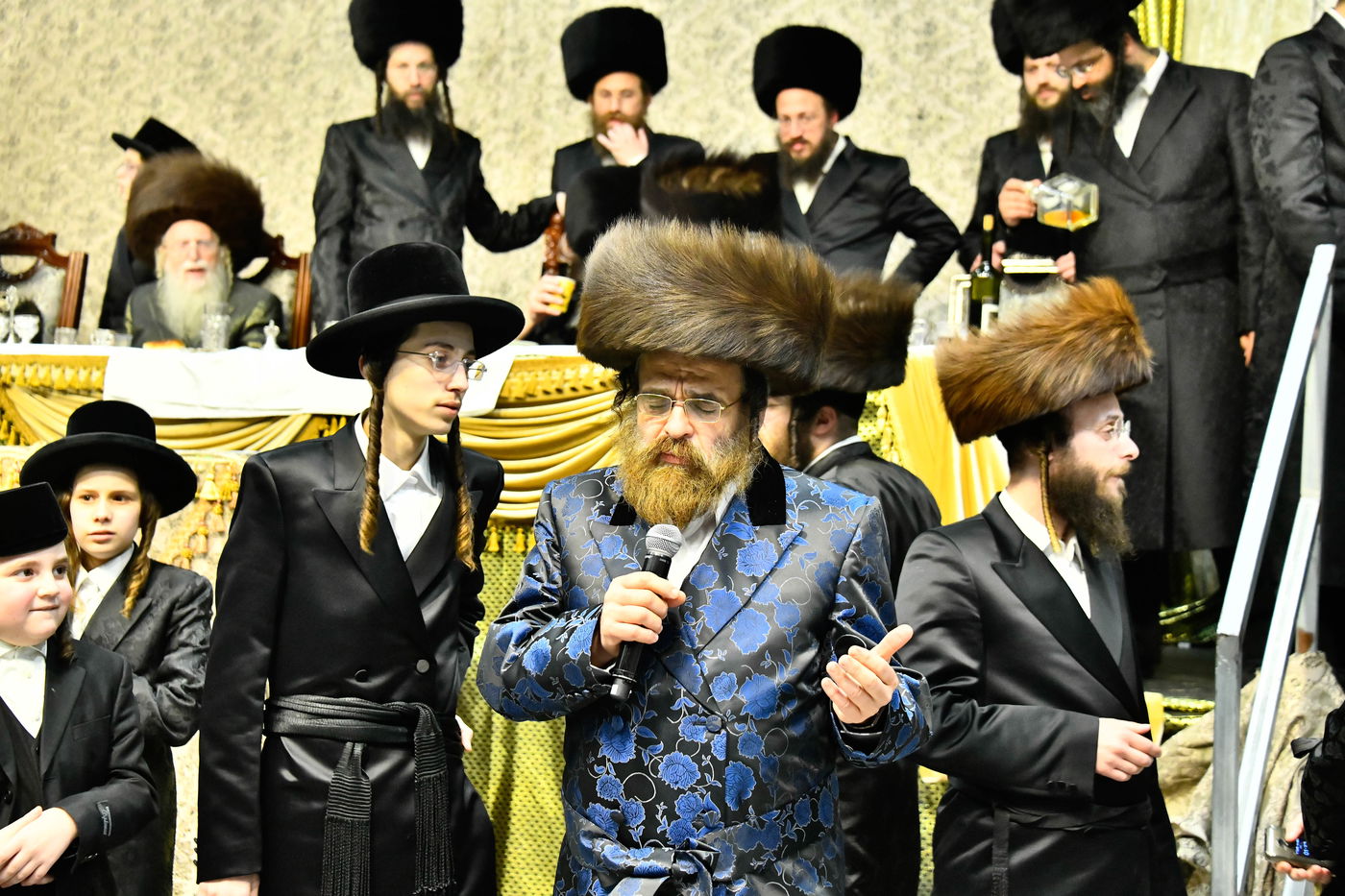 שמחת בית מודז'יץ - צאנז ירושלים - האלמין