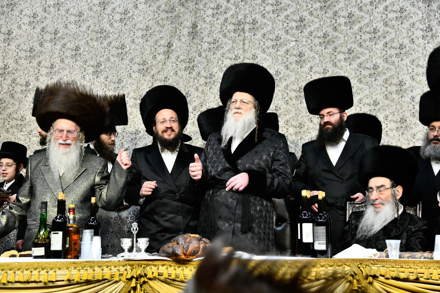 שמחת בית מודז'יץ - צאנז ירושלים - האלמין