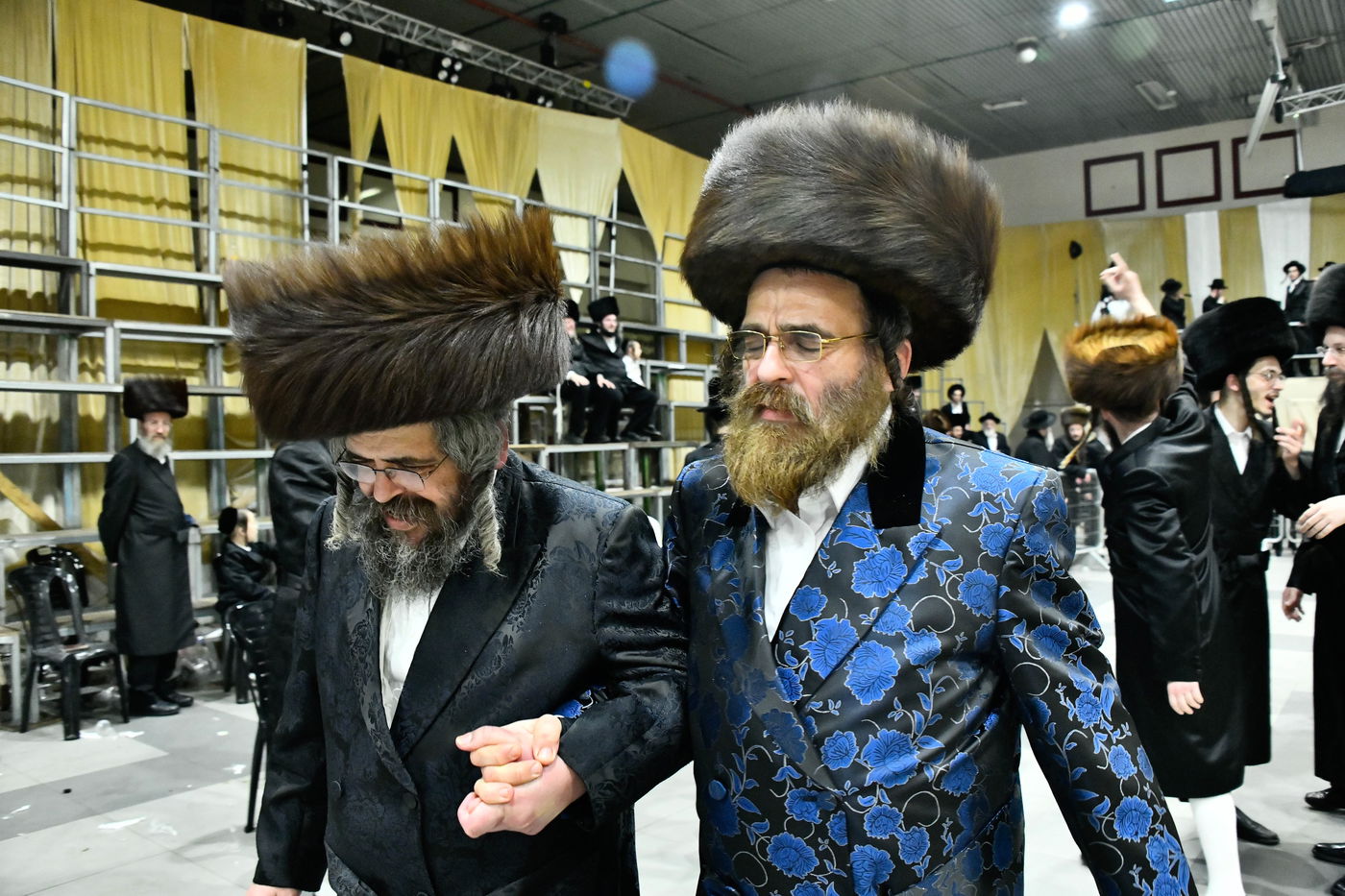 שמחת בית מודז'יץ - צאנז ירושלים - האלמין